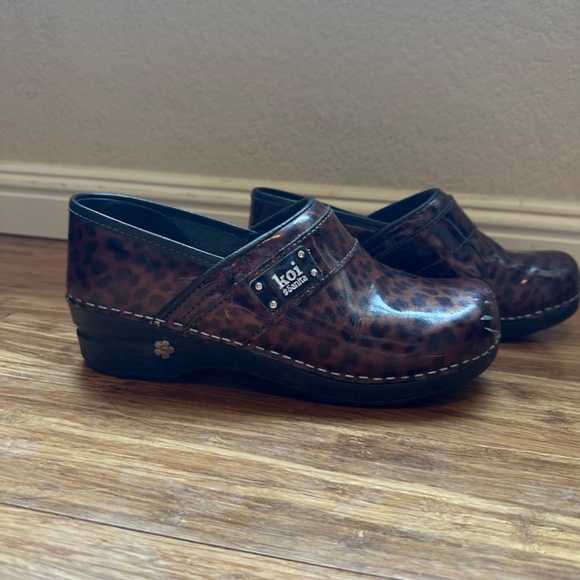 Women's Koi Sanita clogs - Size 38 - Patent leopard print - Picture 2 of 5
